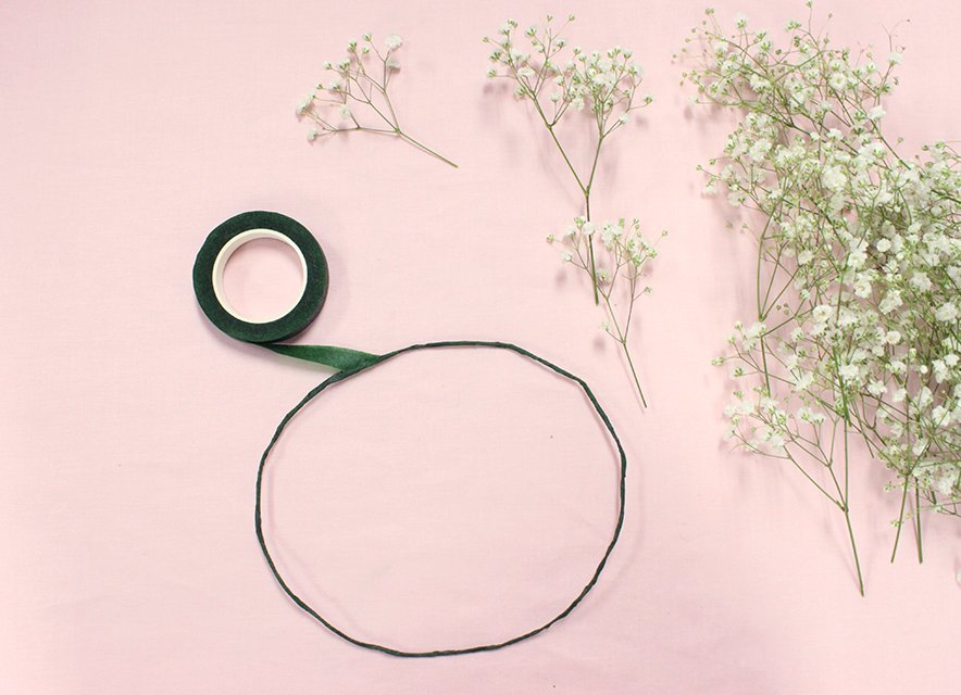 How to Make a Baby's Breath Flower Crown - Zoë With Love