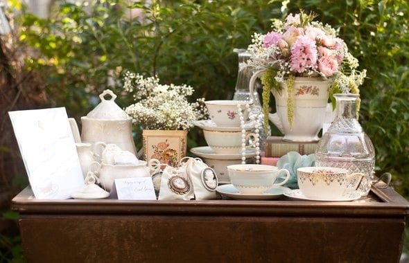 How to Decorate a Vintage Birthday Tea Party: Pearls, Lace, and Roses