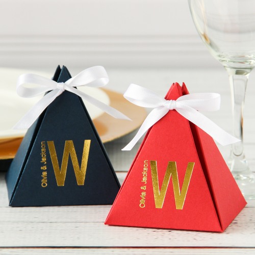 Personalized Pyramid Favor Box