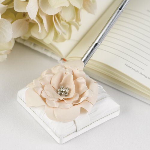 Love Blossoms Pen Set