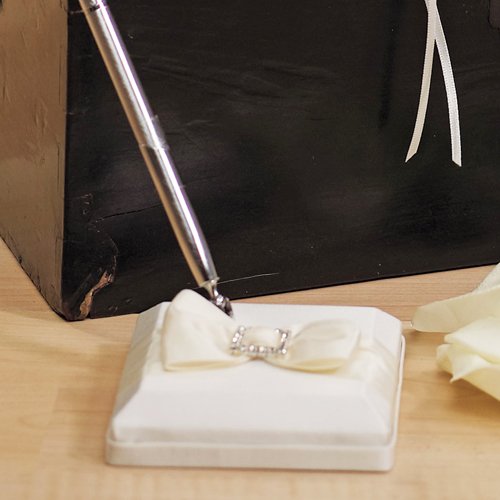 Elegant Satin Bow Pen Set