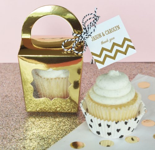 Treat Totes with Personalized Tags