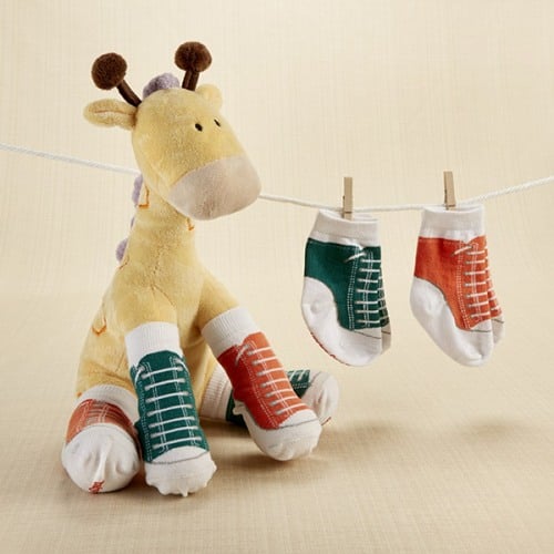 Plush Giraffe with Socks Gift Set