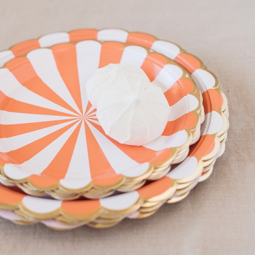 Toot Sweet Scalloped Stripe Party Plates