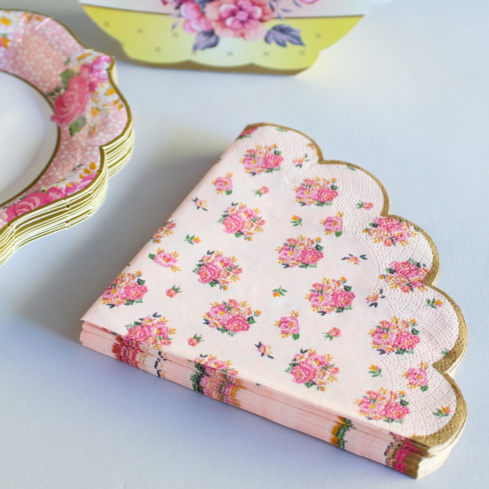 Tea Party Scalloped Napkins